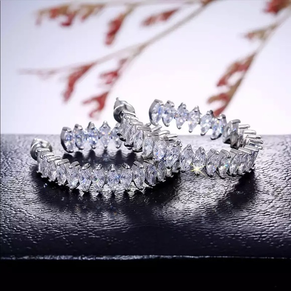 New Women’s 925 Silver Marquise Cut Diamond Stud Earrings - Picture 4 of 6